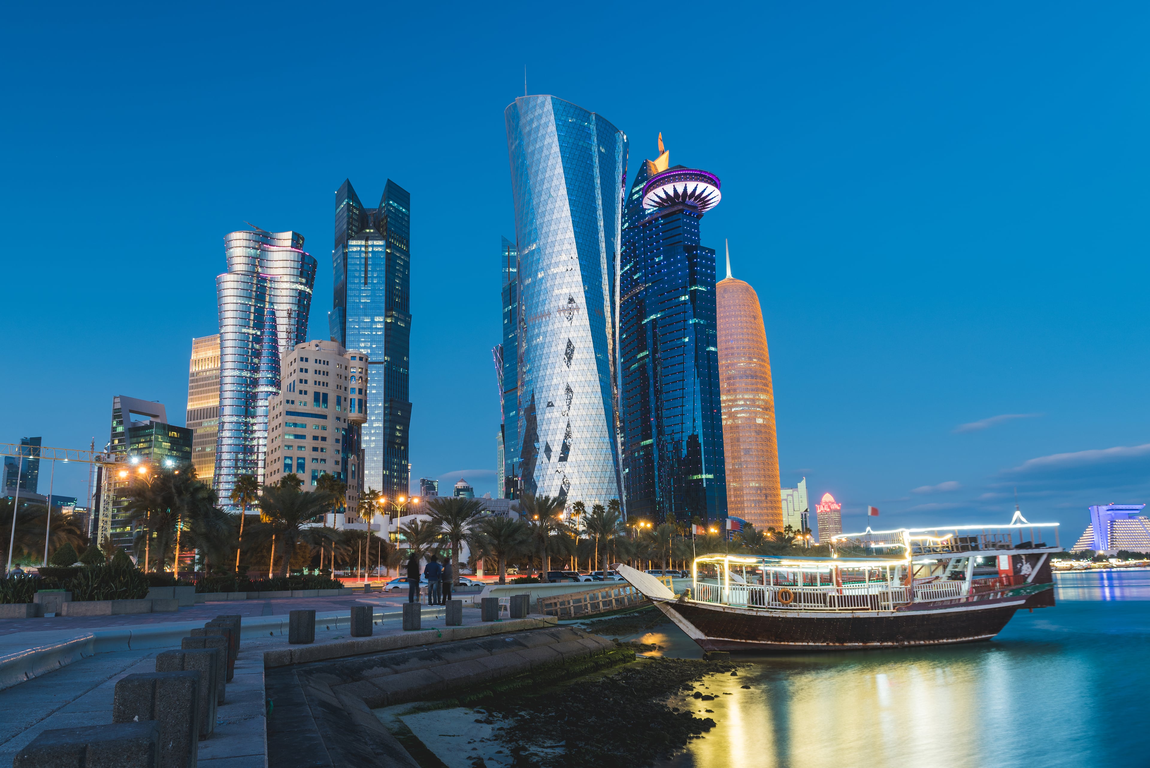 تواجد استراتيجي عبر الحدود